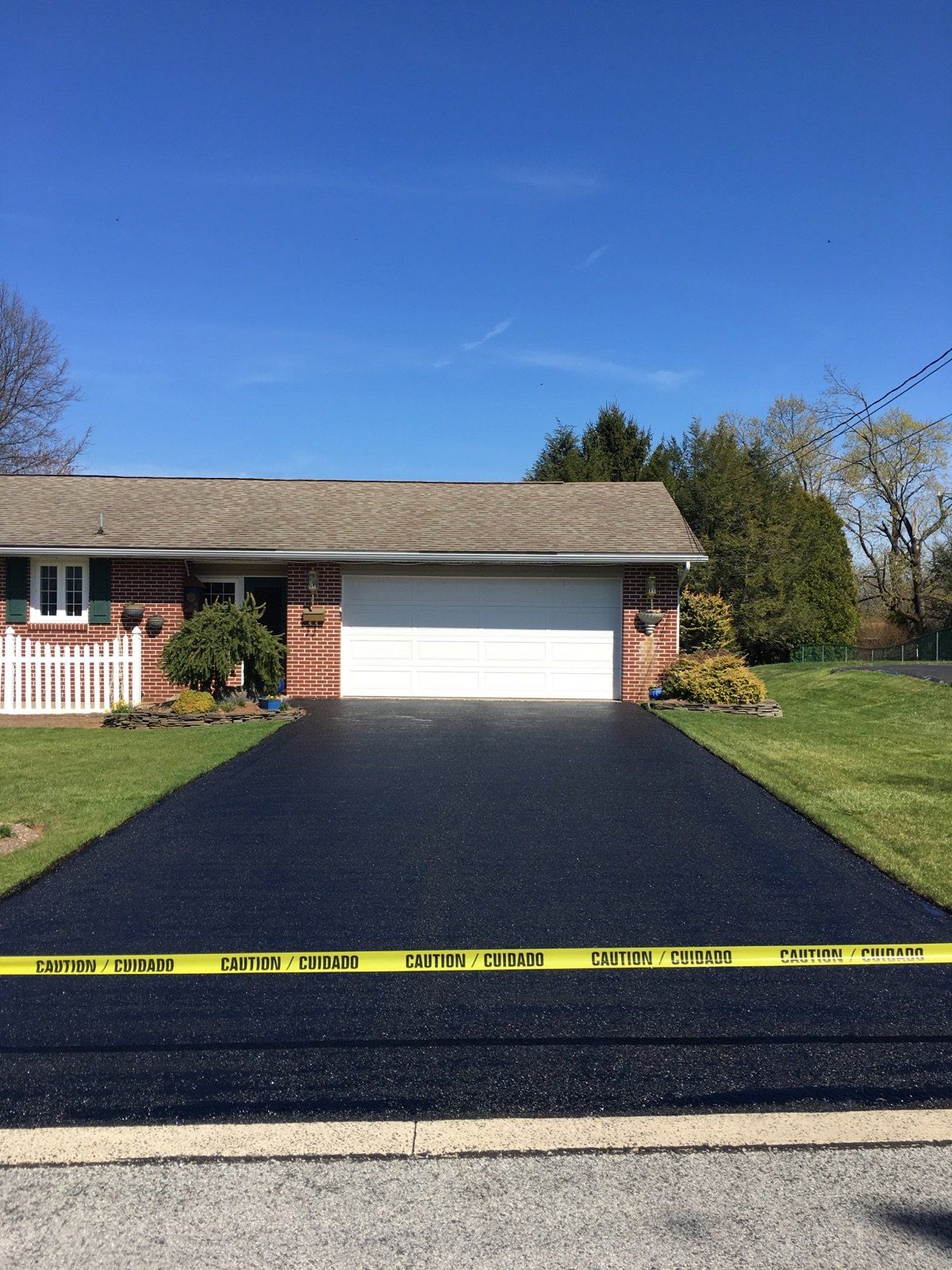 Asphalt Sealcoating Residential Sealcoating Kutztown, PA
