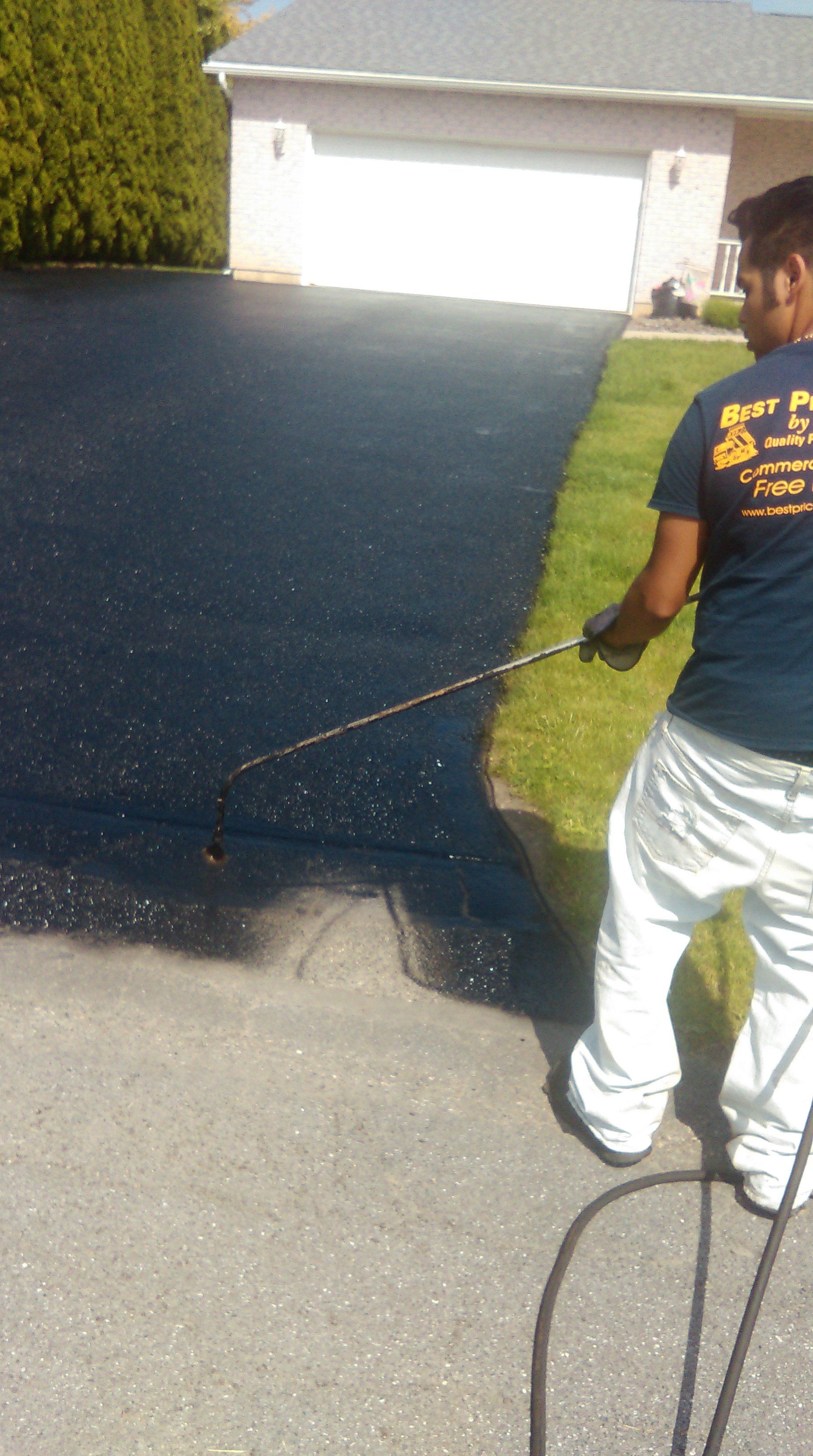 Asphalt Sealcoating Residential Sealcoating Kutztown, PA