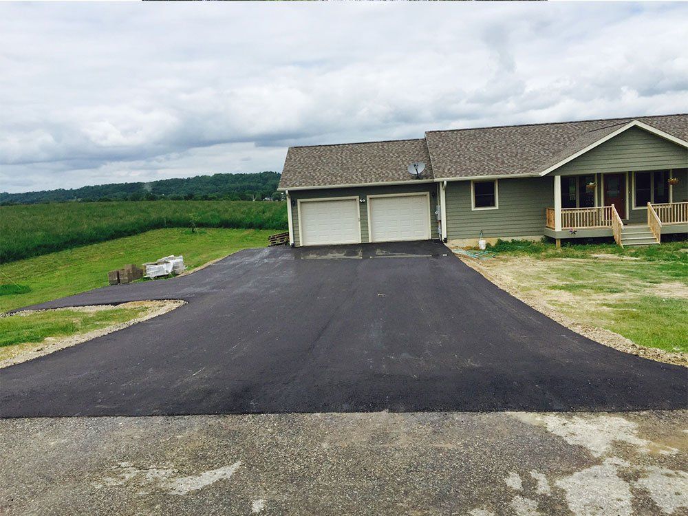 HL Holmes Asphalt Paving & Seal Coating Gallery | Reedsburg