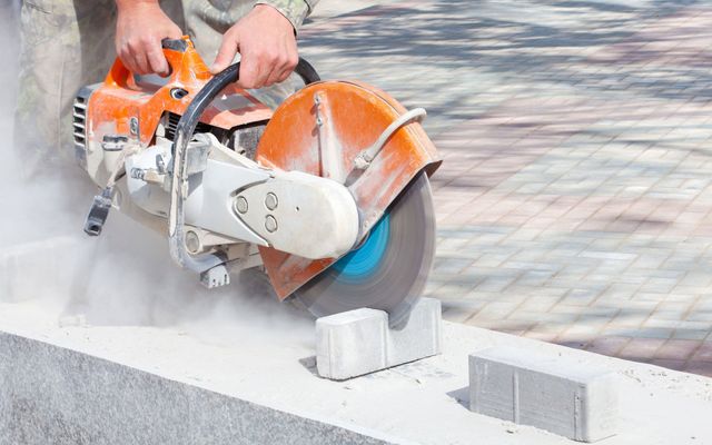 asphalt cutting saw