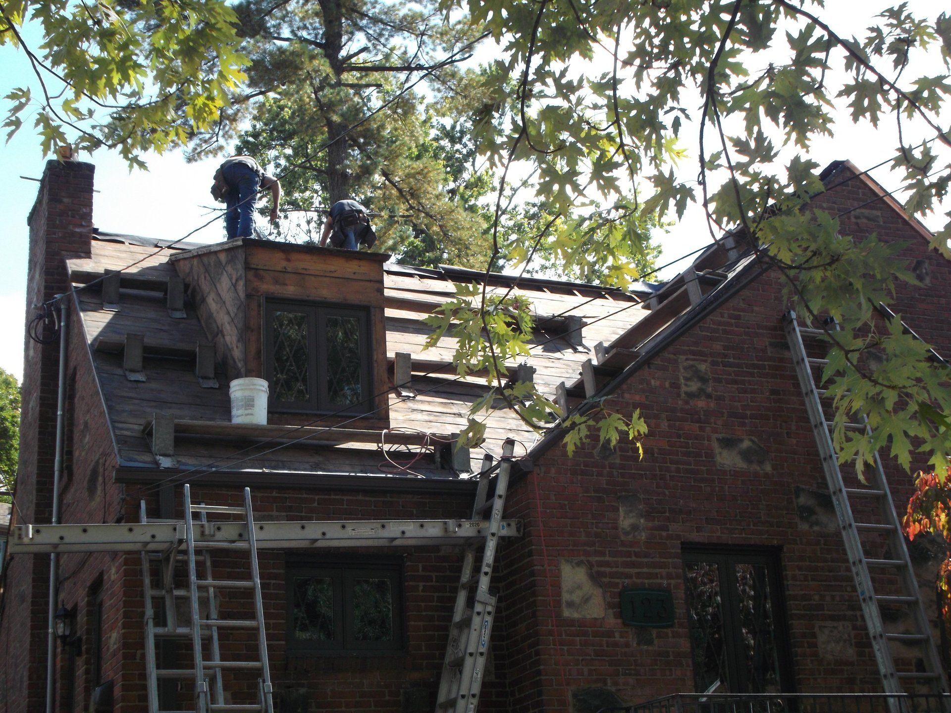 Roofing Repairs | Gutter Repairs | Pittsburgh, PA