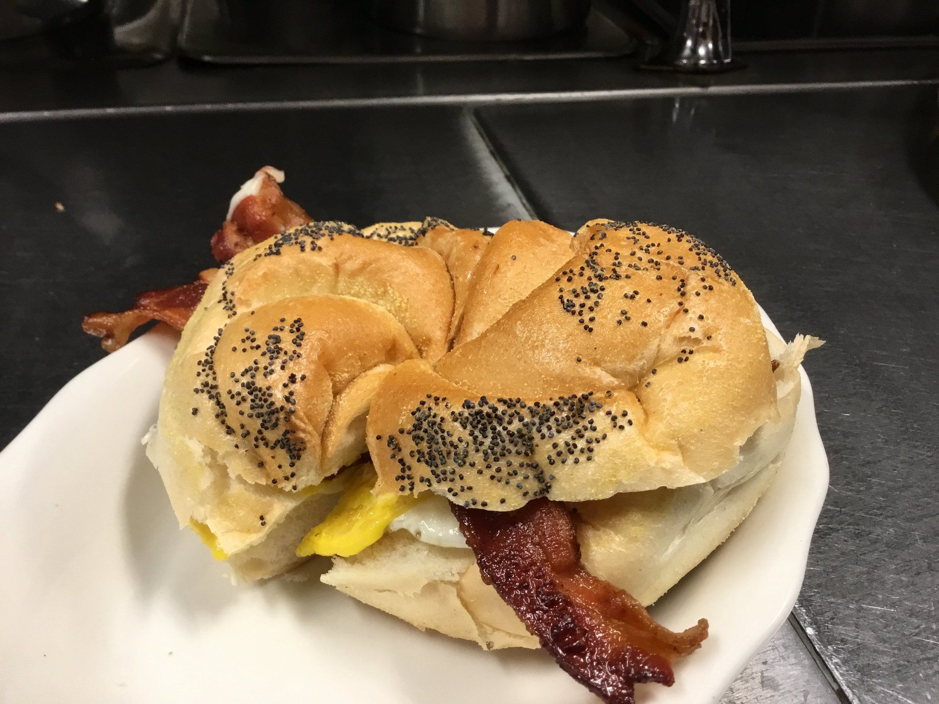 make a home furnishings monroe ct