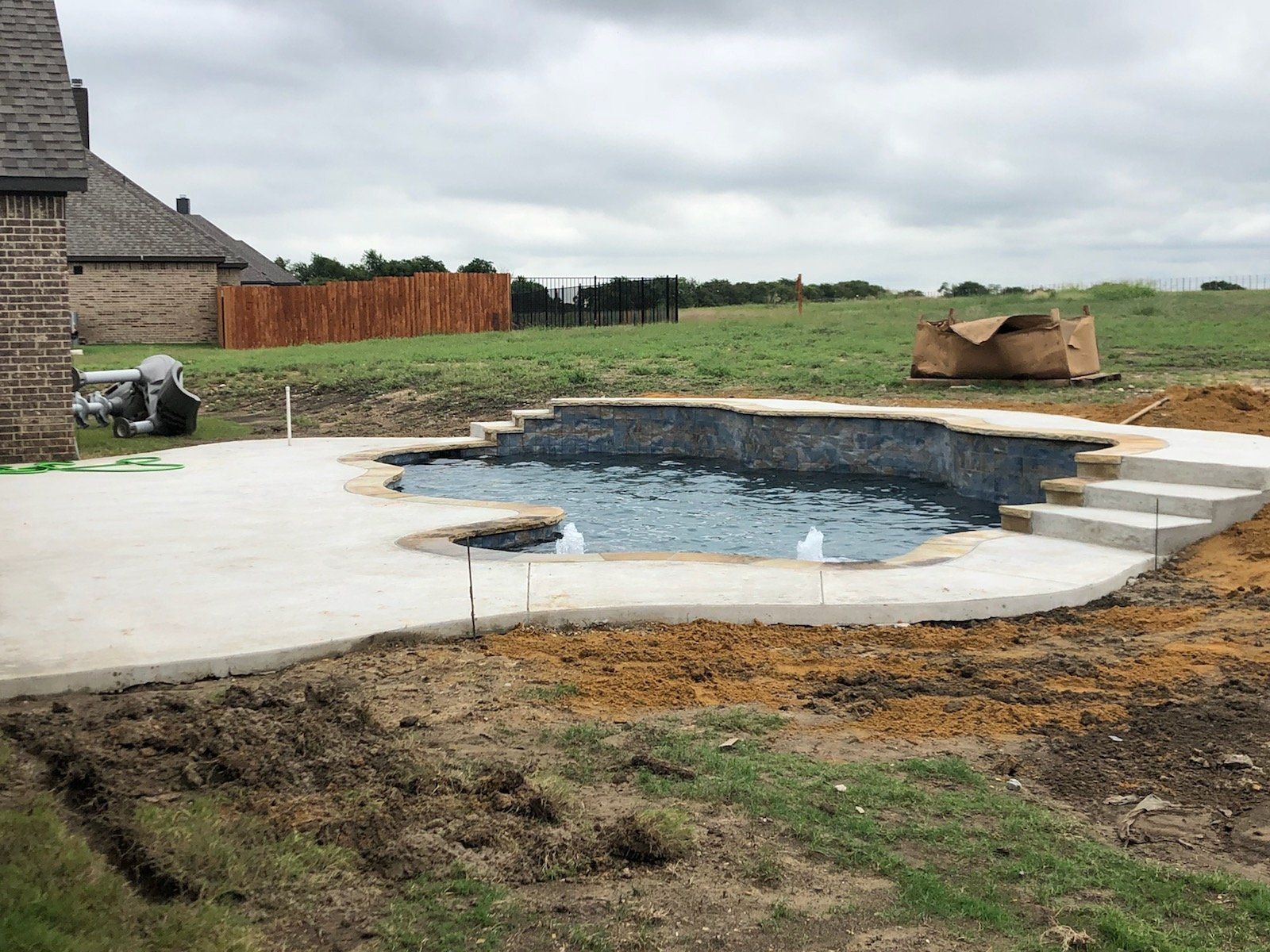 Custom Pool Construction Spas Waxahachie, TX