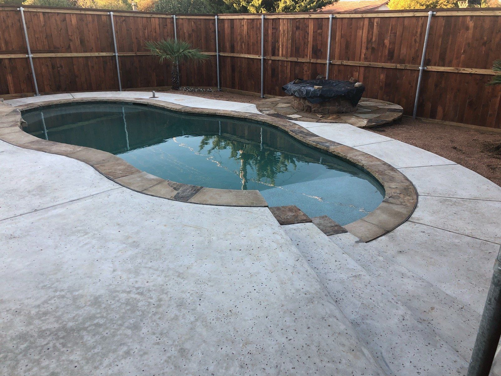 custom pool construction