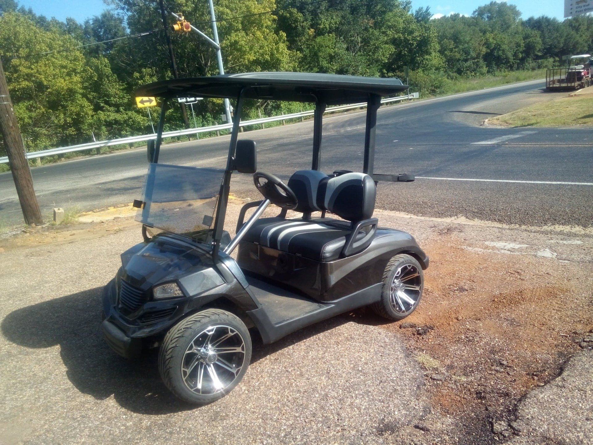 Custom Golf Car | Red Hawk | Winona, TX