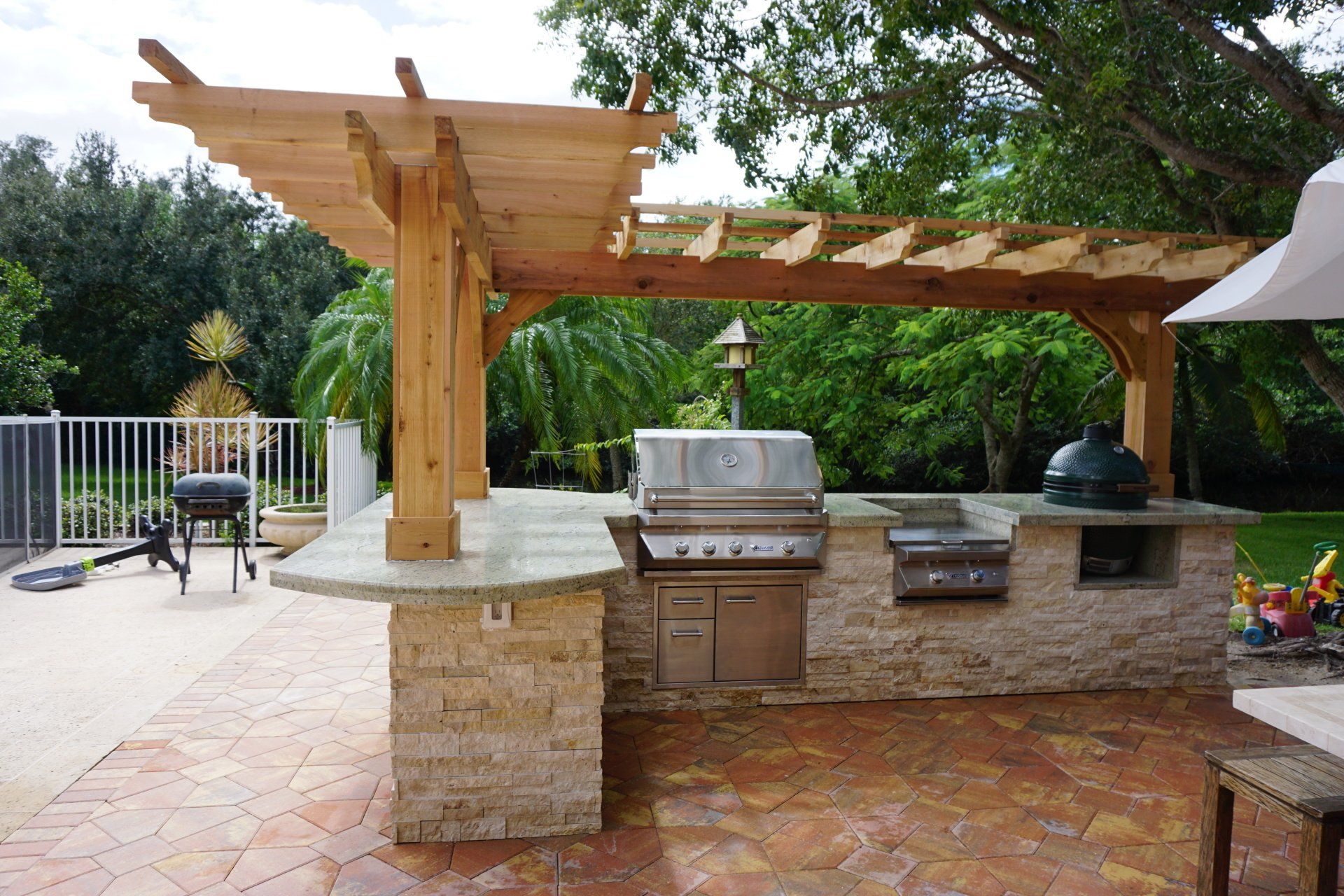 Pergolas | Cabanas | Outdoor Kitchens | Wood Ceilings