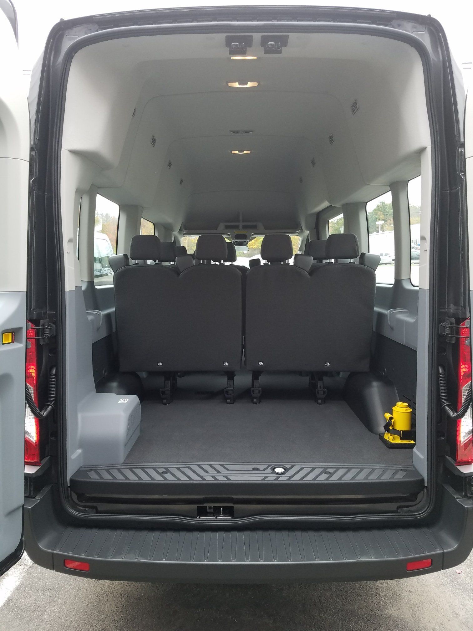 12 pass ford transit 12 passenger van interior layout