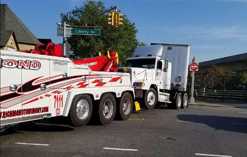 Heavy Towing and Recovery Tractor Trailers Jamaica, NY