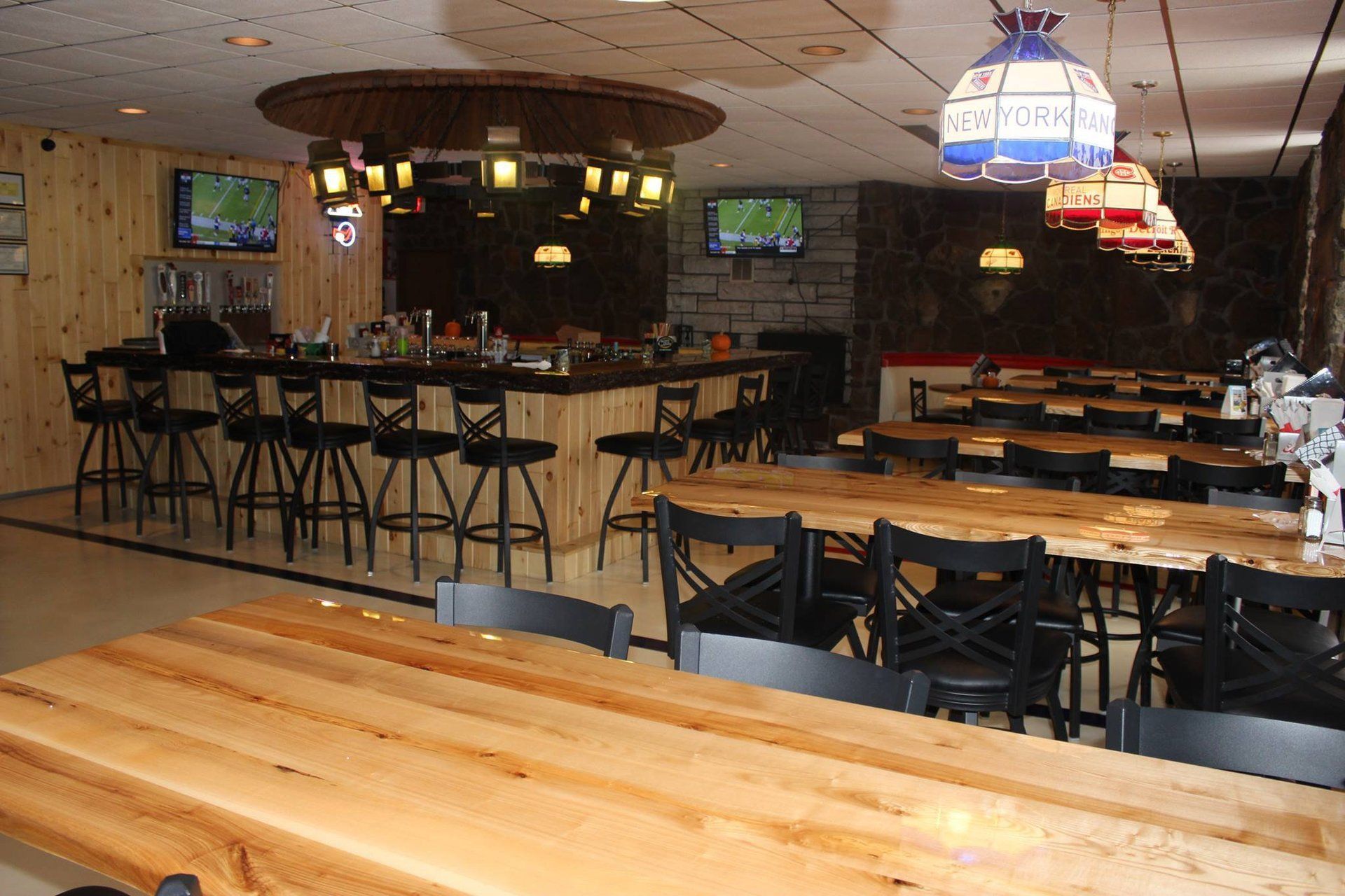 The Rink Sports Bar & Grill Gallery Eveleth, MN