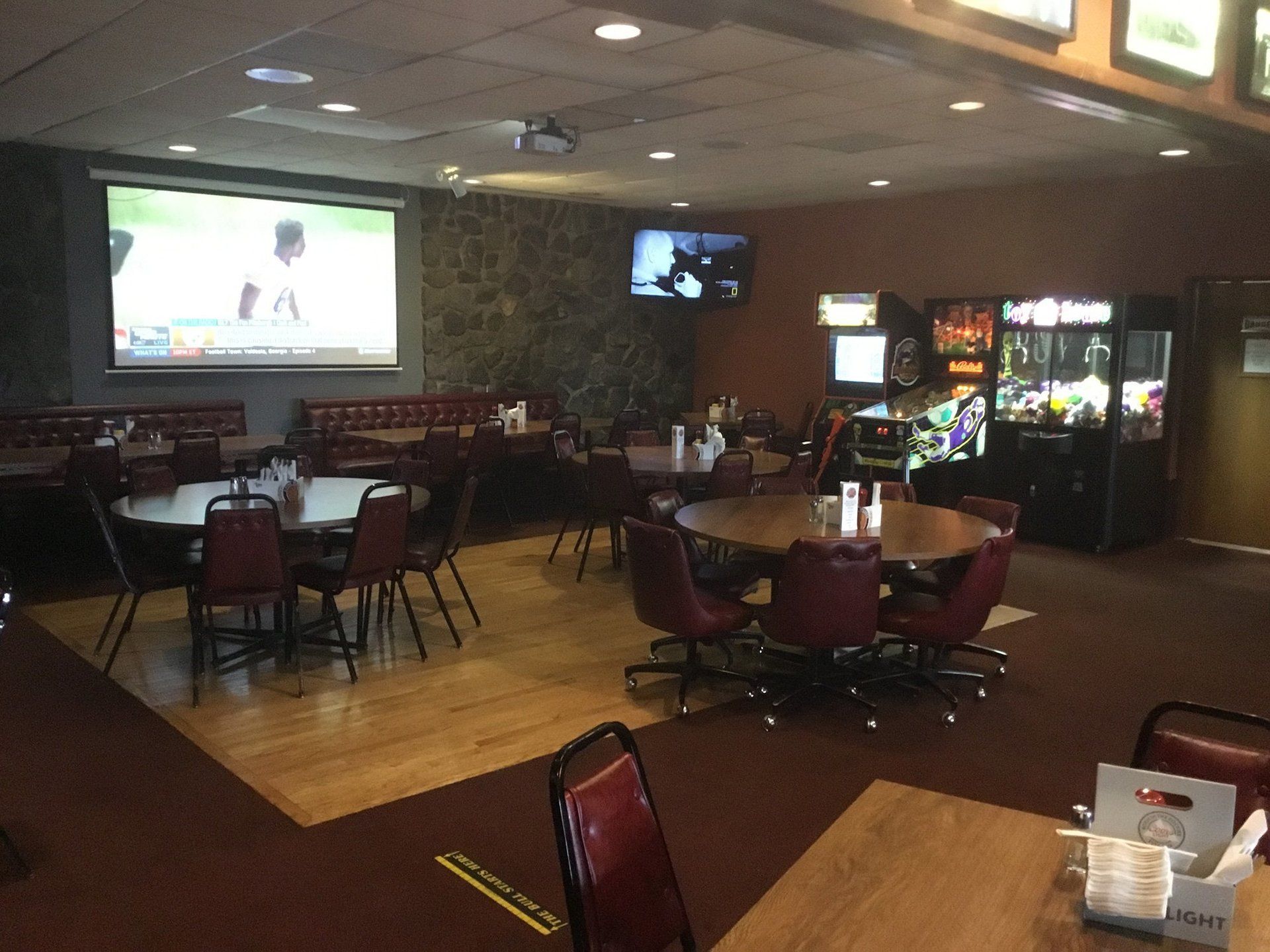 The Rink Sports Bar & Grill Gallery Eveleth, MN