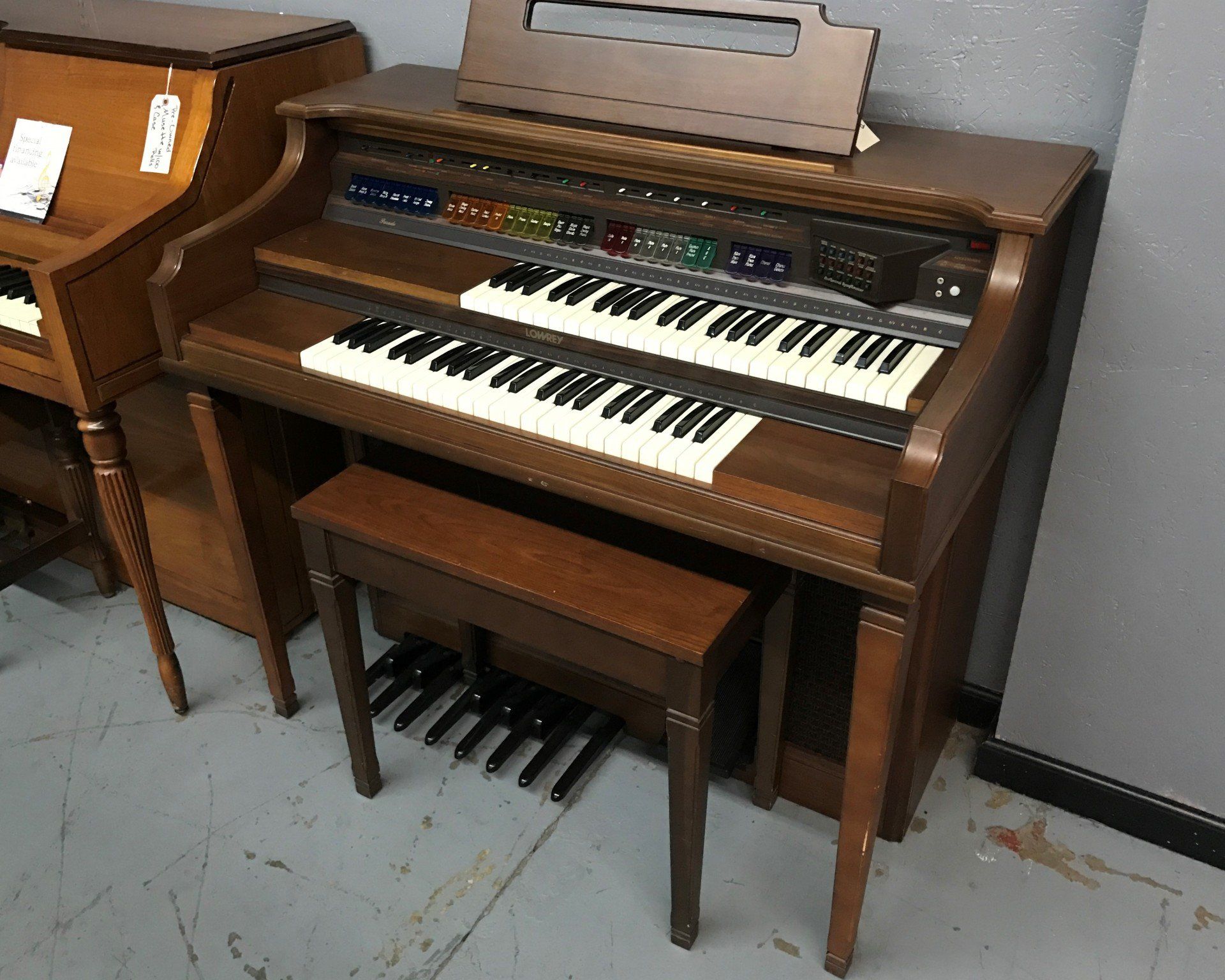 lowrey organ repair help